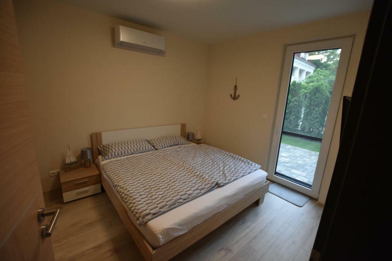 Azur Apartman Balatonfüred Buitenkant foto