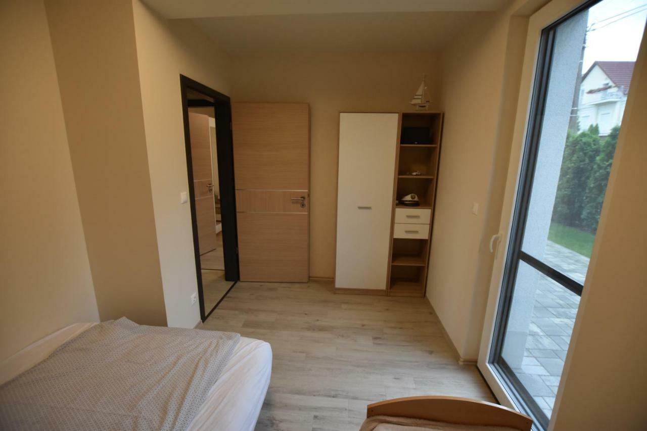 Azur Apartman Balatonfüred Buitenkant foto